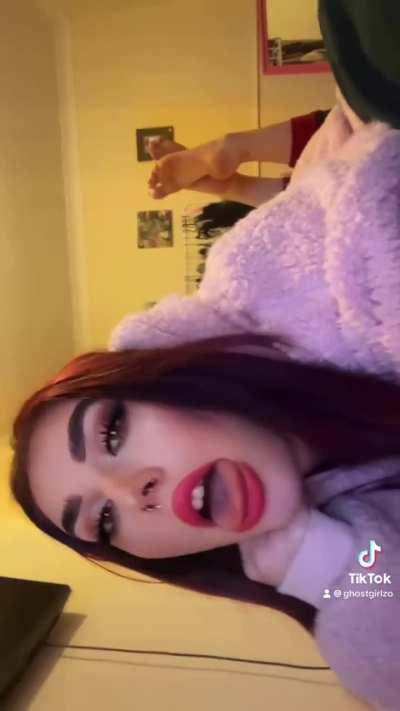 i know you want to kiss them 