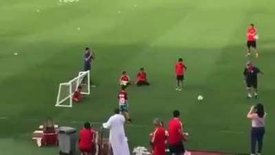 murió Maradona, pero recordemoslo con esto. Sadge