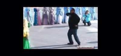 âIâve been dancing with women for like 60 yearsâ - Steven Seagal