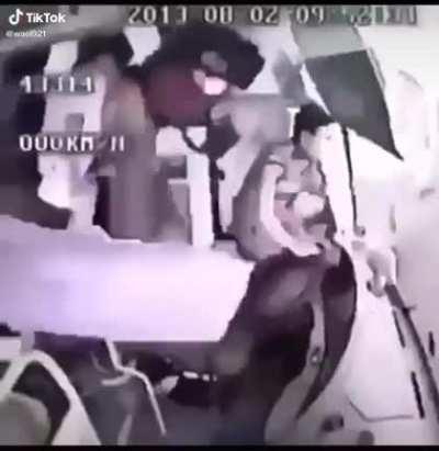 Open up dat chinese window 👿😡🪟