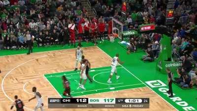 [Highlight] Vucevic cuts to a 2 pt game late on.