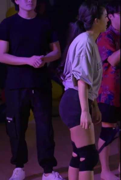 Rae booty 2