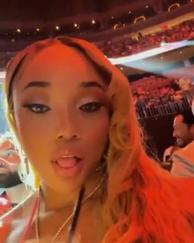 Stunning 🔥🍯🐫