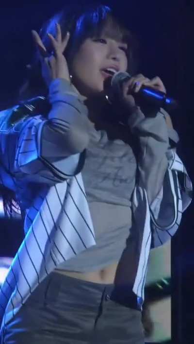 KISS OF LIFE - Natty