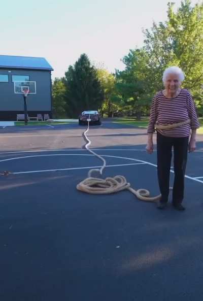 “This is a bad idea.”👵🏻