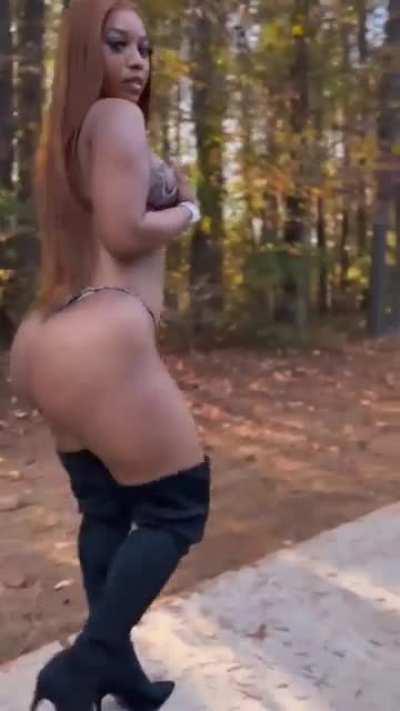 Shamayne Williams (@shamayne_shay)