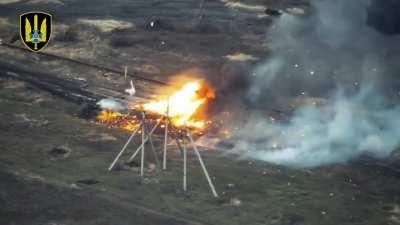 Russian T-80BVM tank (cost &asymp; $4 million) destroyed by a $500 Ukrainian drone near Avdiivka