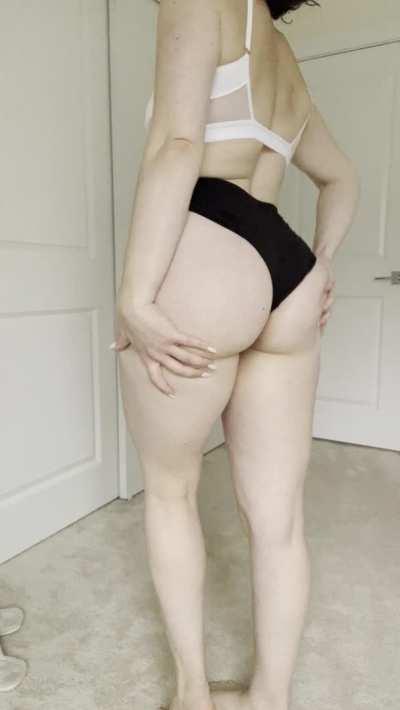 thick enough to grab a handful standing up 😉