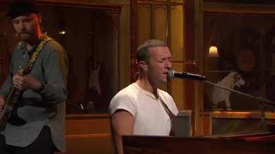 Coldplay - Everyday Life (SNL, 2019) HD