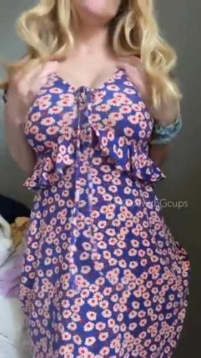 Are my tits able to impress you? 🥺❤️