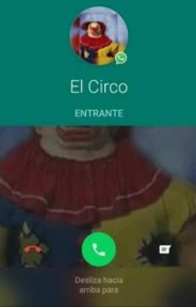 Que comediante que SOS mira quién te está llamando :()