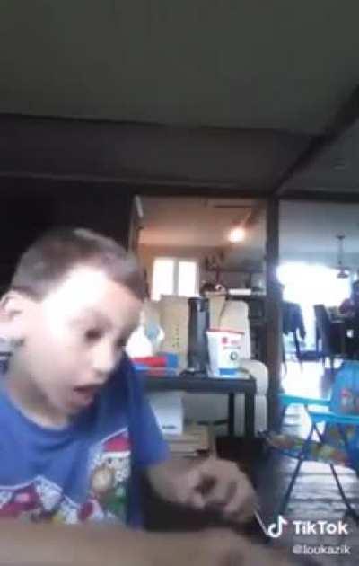 me when I listen to wlr