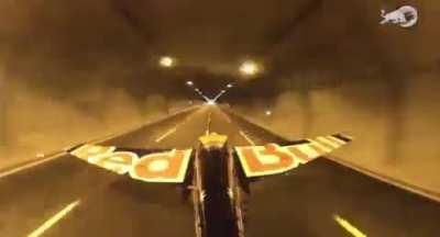 Камаза на встречу для зрелищности не хватает, ну или более простых препятствий