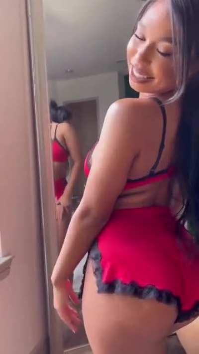 Daisy (@dropofdaisy_)