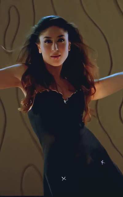 Kareena Kapoor [Kambakkht Ishq]