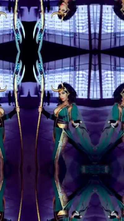 prettylittlemj as Loki