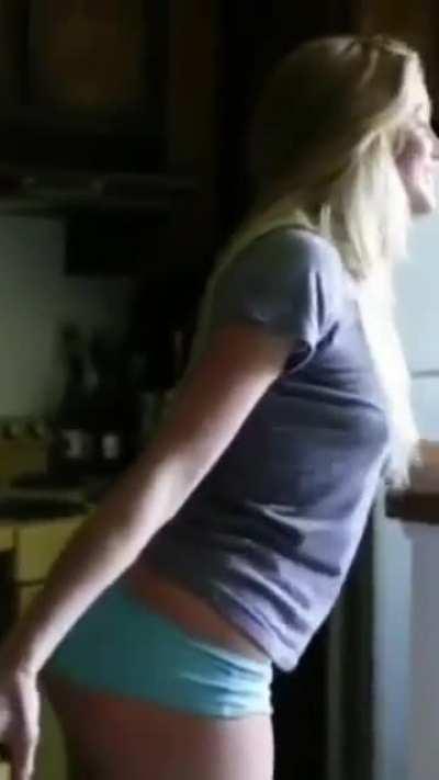 60 seconds of our sexy Captain Lance