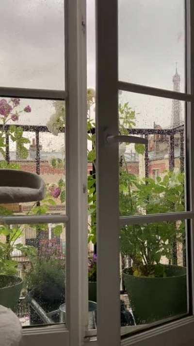 Parisian thunderstorm