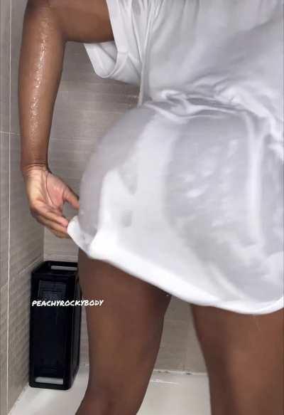 I need a cock between these cheeks ð¥º