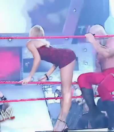 Stacy entrance on Raw - June 2003