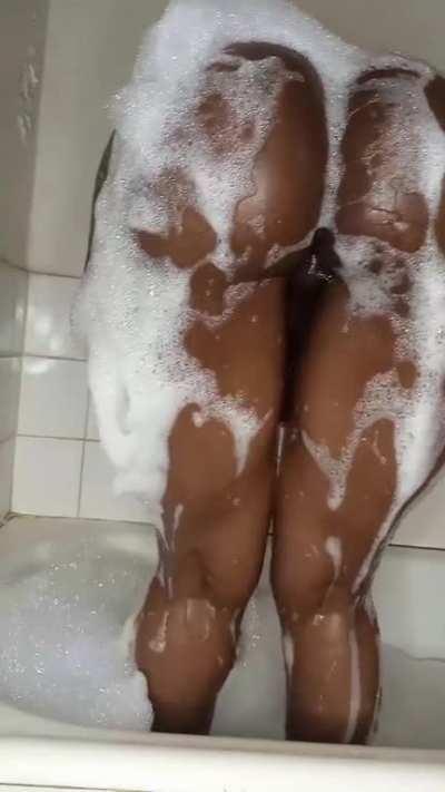 Who want to be my naughty boy 👿