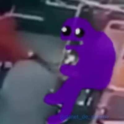 Lo que siempre he querido hacer cuando me encuentro un niño así de molesto