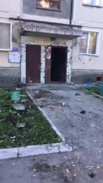 Низко летели