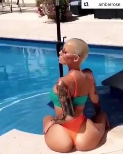 Amber Rose - DaBoomBoomRoom