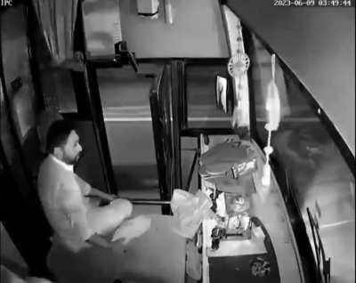 The nightbus to death, or why to nod off sleeping standing up by an open bus doorway, at night...