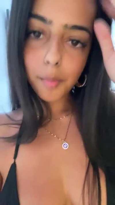 She's got lovely personalititties p2