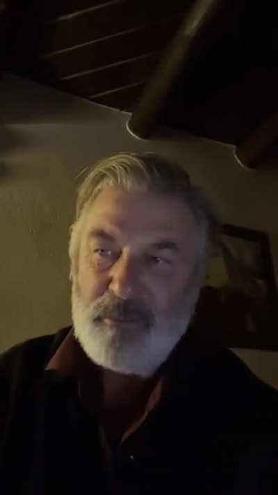 An Alec ramble a few days before the shooting. He encourages IATSE members to strike. Then today we find out that his production co. effectively hired non-union workers to replace IATSE members who left in protest of poor work conidistions? Someone pls ex