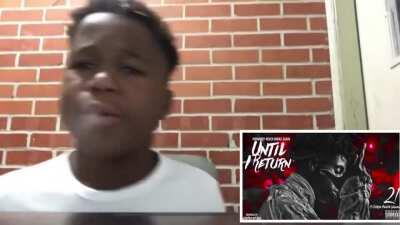 Youngboy fans on something else. Nigga lungs not even developed yet and he smokin cigs💀