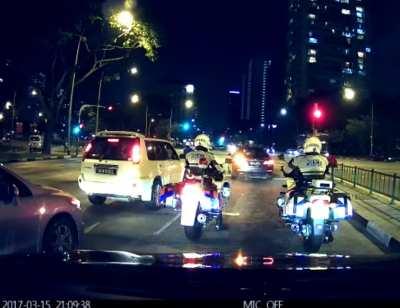 Seeing this kinda stuff makes me wonder how many idiots are out there.