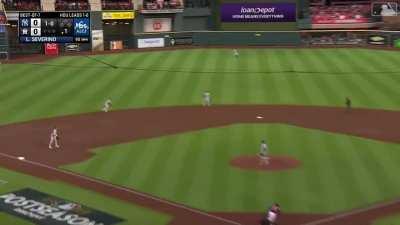 [Highlight] The rookie Oswald Peraza takes over for Kiner-Falefa and immediately makes a stunning play