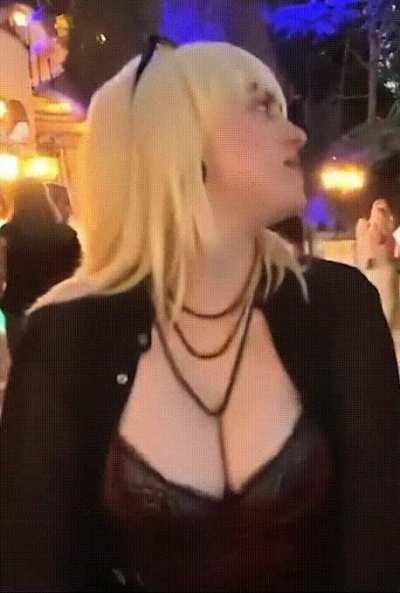 Dm to jerk and worship juicy Billie, long term simps wanted ;)