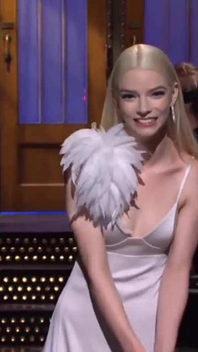 Anya speaking her mother language