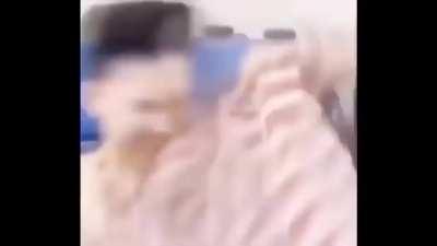 r/fnafcringe user when they see 2 robots kissing each other.