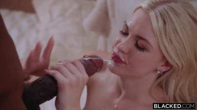 I love when girls do the two hand twist! Makes me cum everytime!! Jazlyn Ray: getting cumshot from monstrous BBC!!