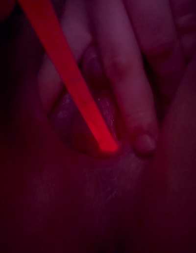 Inserting 4 glow sticks