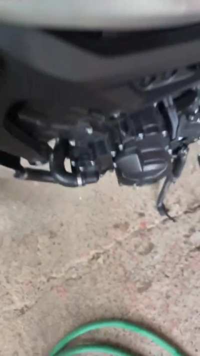 XSR900 Falling and broken parts