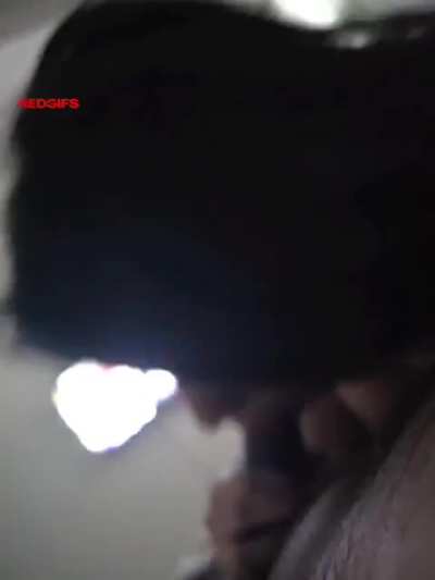 Love to have big juicy thing in my mouth