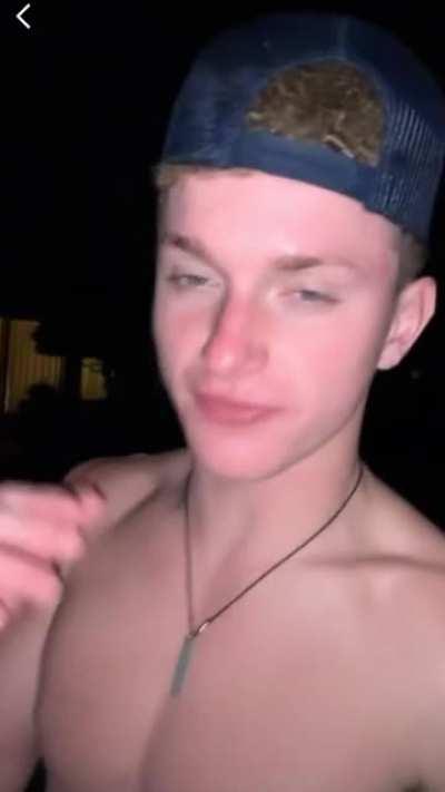 “Yo gup my sammy. Gup it, gup it - that’s my boy.”