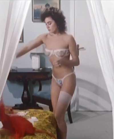 W la foca! (1982) - Lory Del Santo