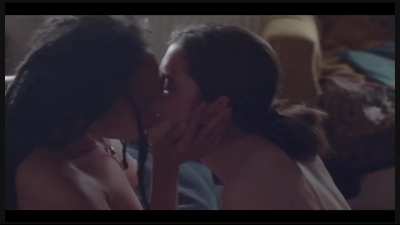 'Conversations with Friends S1E12 (2022) Sasha Lane & Alison Oliver