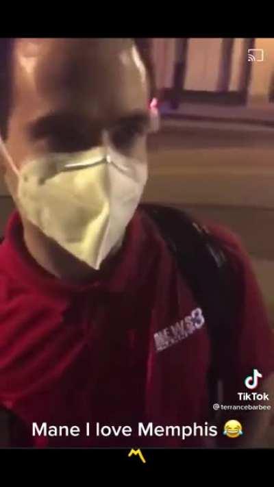 These Memphis niggas on the news reporter ass