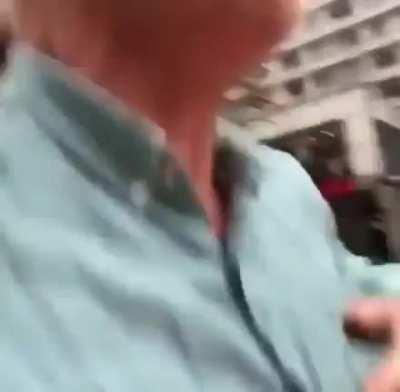 Sueco sofre tentativa de furto e desferiu palavrões com bastante sotaque.