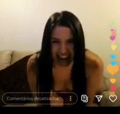 Eva Andressa dancing