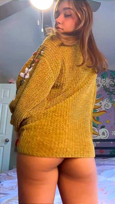 I bring two squeeze toys for ya