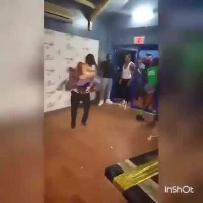 Mma fight in da club