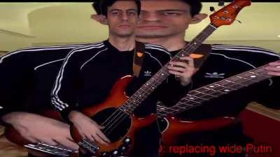 What could be better than Wide Walking Davie meme? Double Walking Davie meme